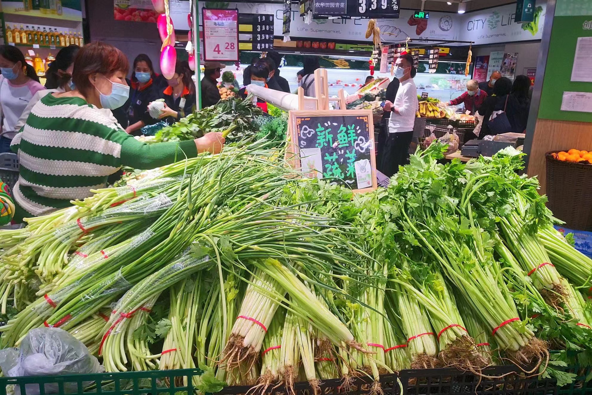 貨品充足   確保供應